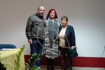 Tara homenajea a Carmelita Suárez (Foto Carmelo Santana y TA)